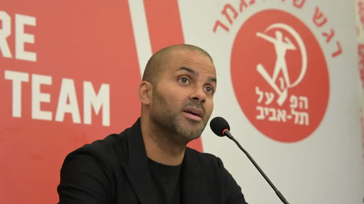 טוני פארקר, בעלי וילרבאן וכדורסלן עבר טוני פארקר, בעלי וילרבאן וכדורסלן עבר
