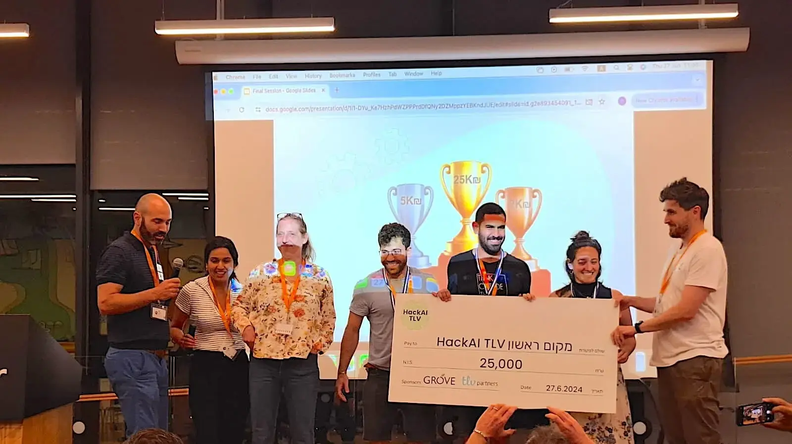 במקום הראשון בתחרות HackAI TLV צוות הפיתוח מהדרום
