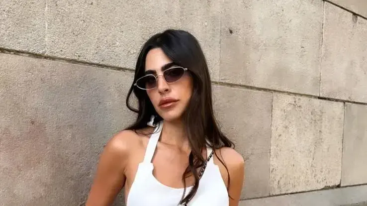 נופר מור