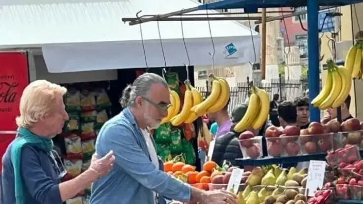 שמעון פרנס ושאול בן אדרת באתונה