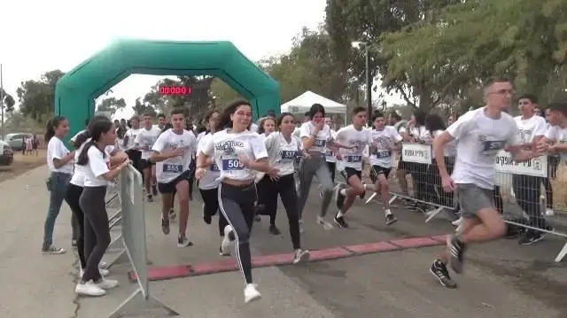 רצים בשביל הגיבורים