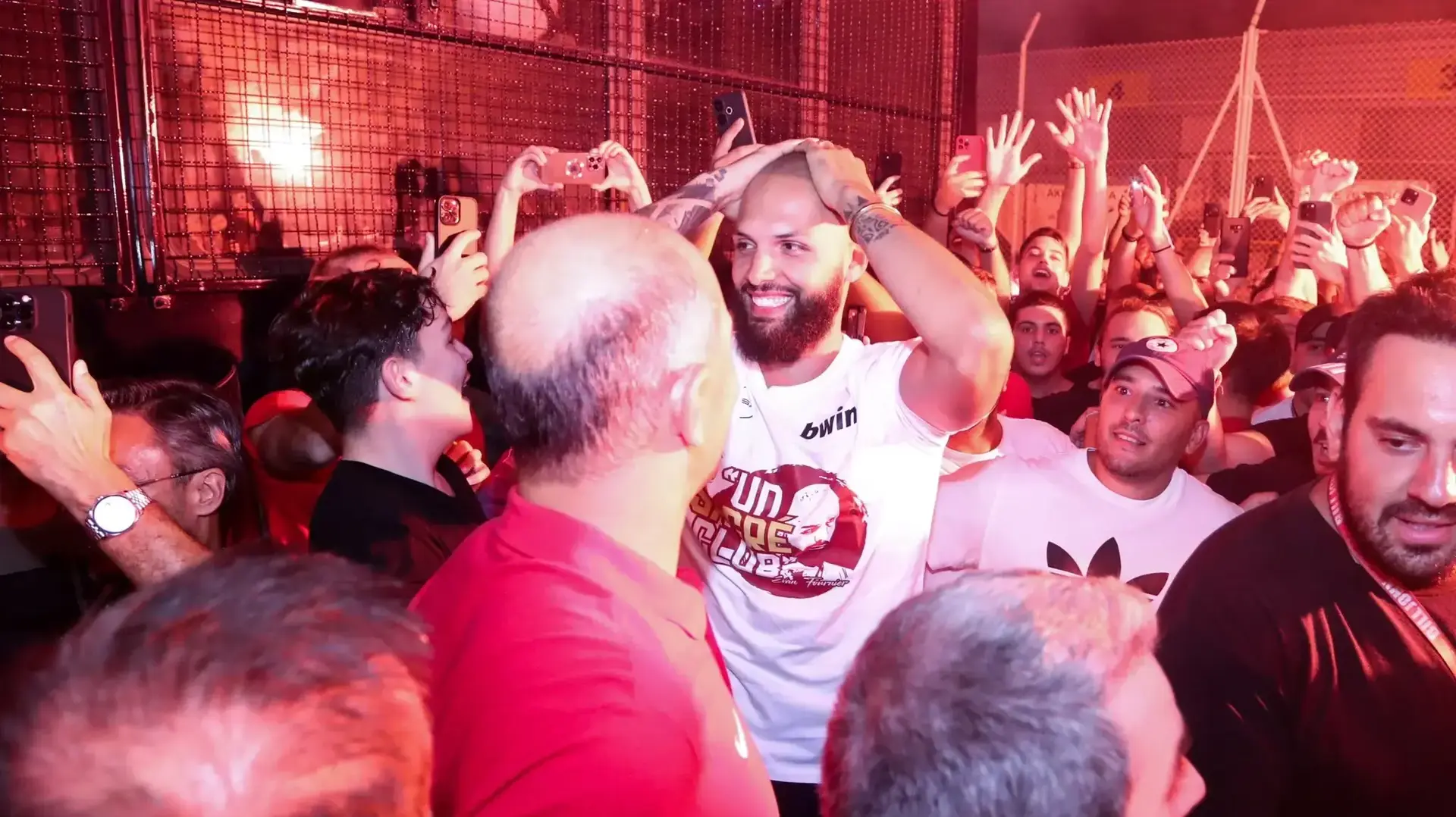 אוון פורנייה, אולימפיאקוס אוון פורנייה, אולימפיאקוס