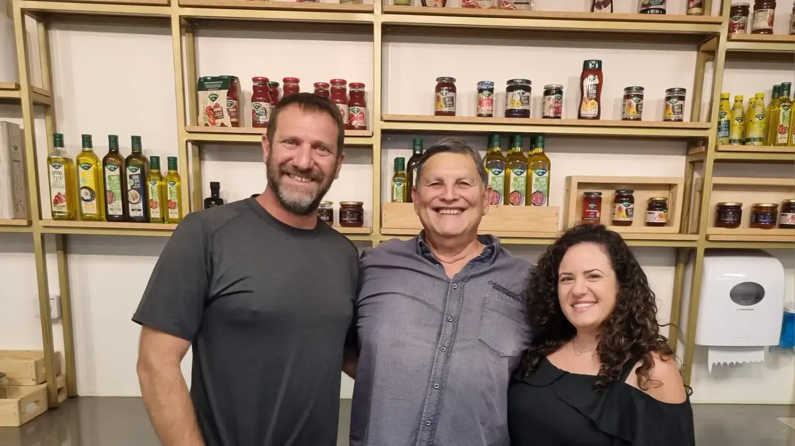 אלין לוגסי, יאיר שוורץ, ברק בן ימין