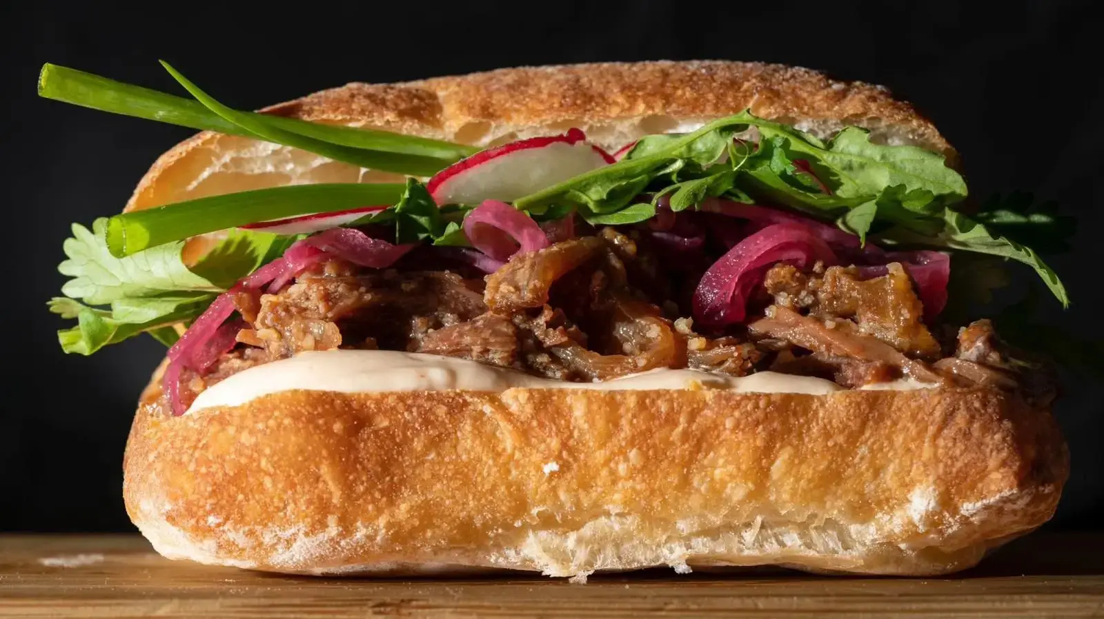 כריך ג'בטה של עטוף בלחם שפרה מיכאלוביץ'
