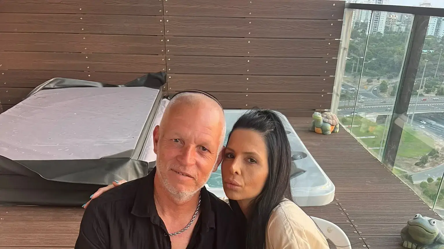 אביבי זוהר עם קרן