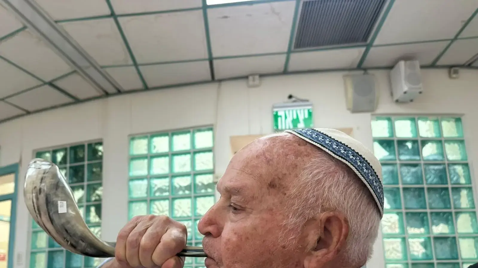 פותחים שנה בתפילה