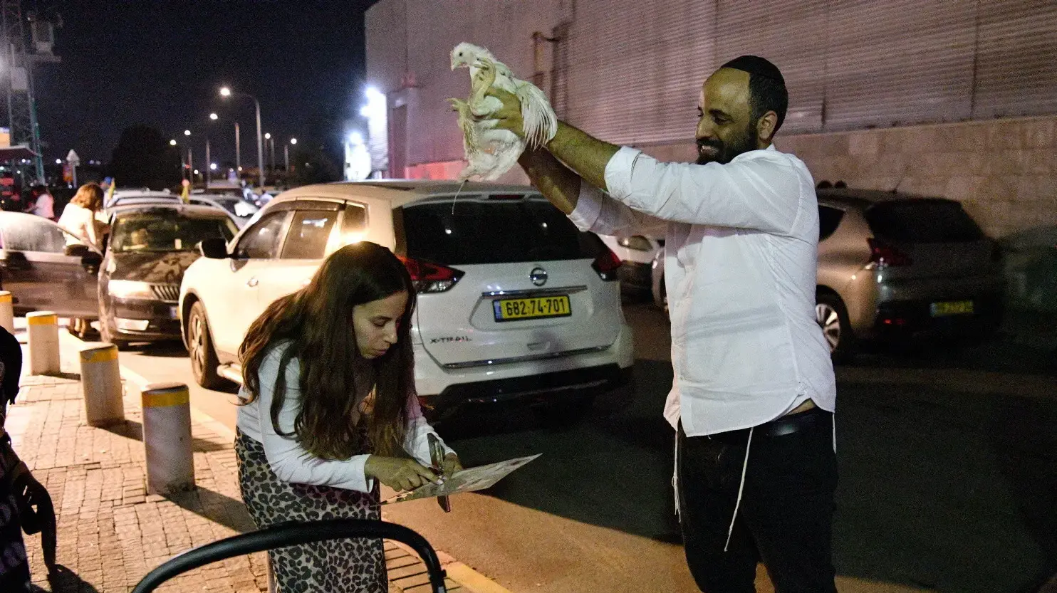 כפרות לכבוד יום כיפור , כפר חבד ,9 לאוקטובר 2024