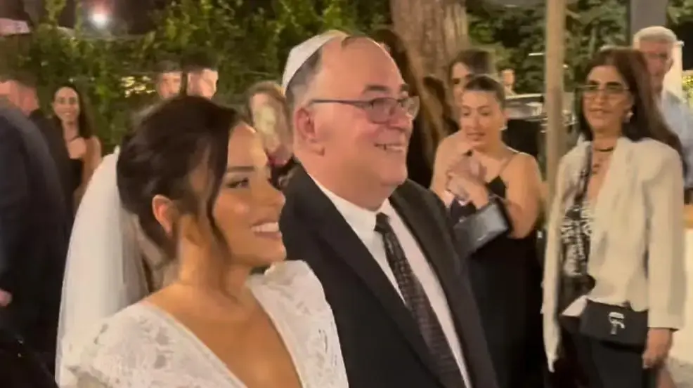 אבי בניהו ובתו ענבל