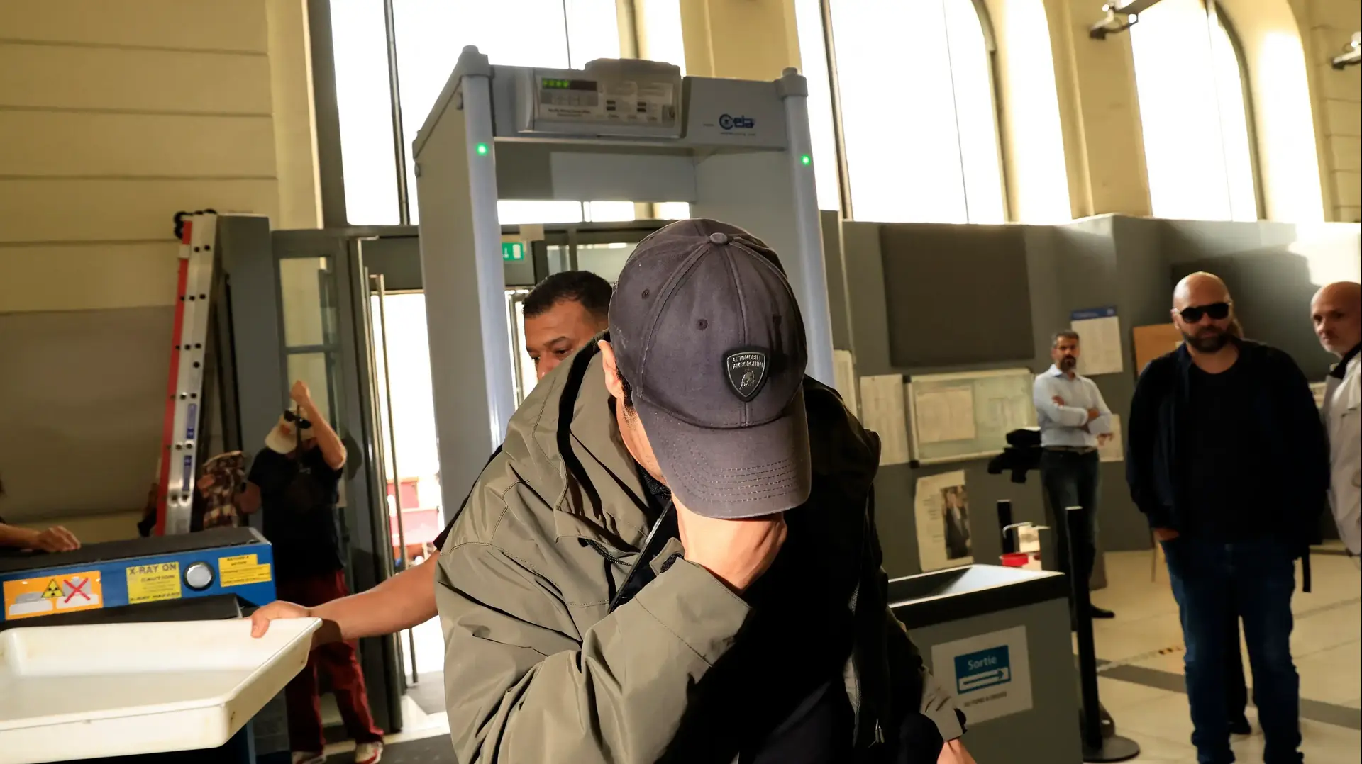 וויסאם בן ידר, חלוץ צרפתי בבית המשפט וויסאם בן ידר, חלוץ צרפתי בבית המשפט