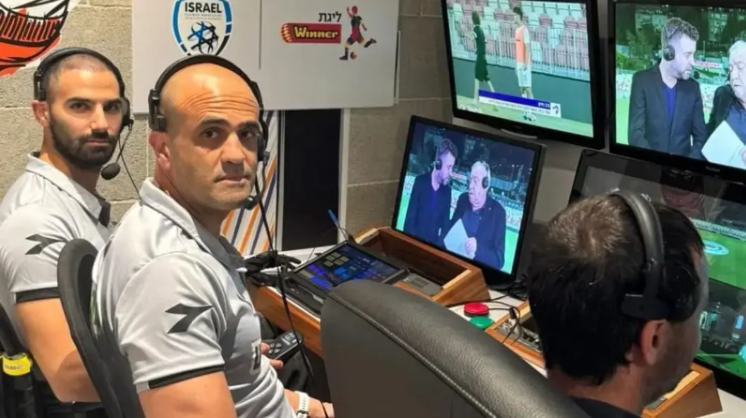 שופט הכדורגל ניב שטייף, ניידת VAR