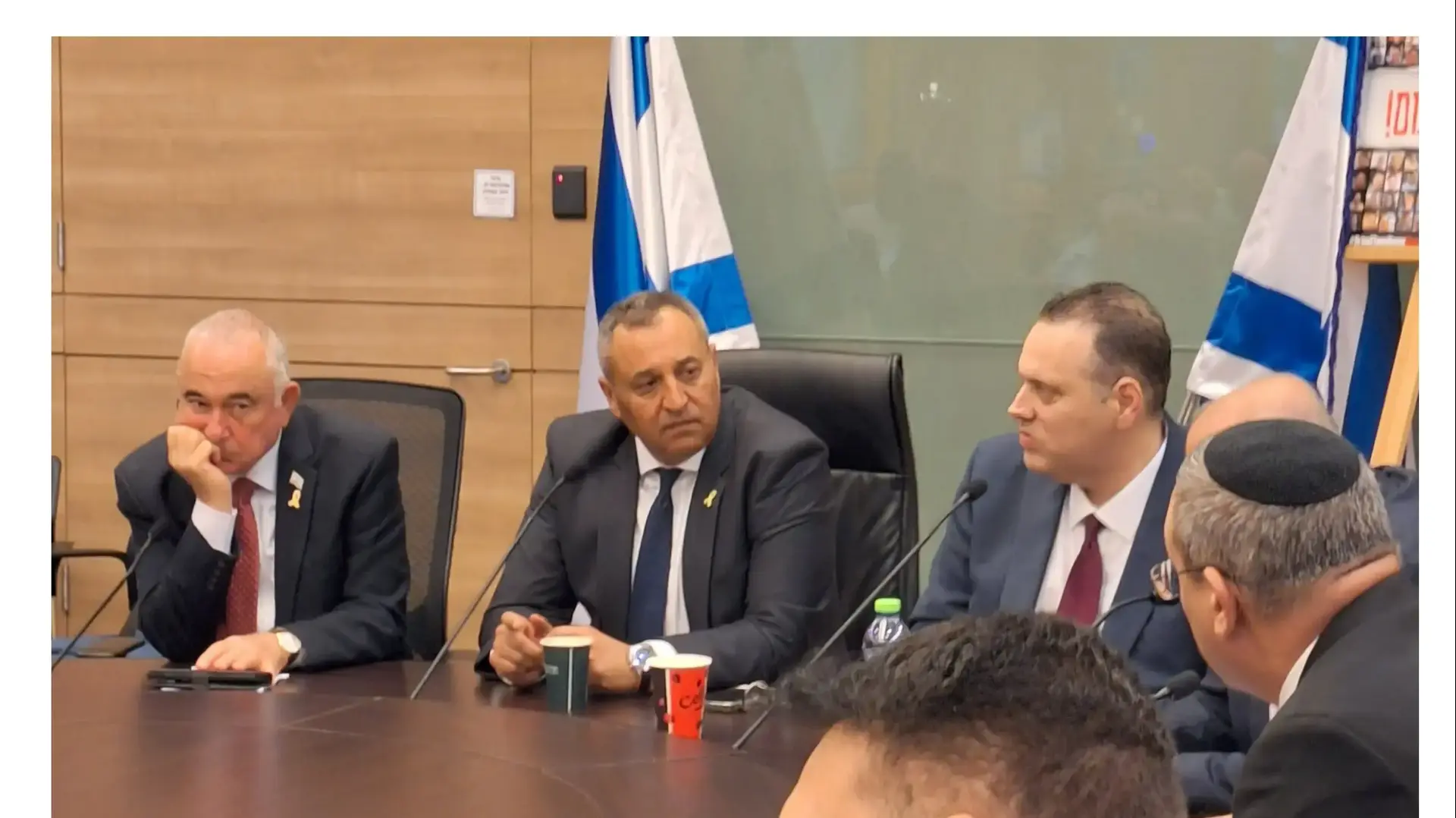 שר התרבות והספורט מיקי זוהר בדיון חירום בנושא תקציב הספורט לשנת 2025