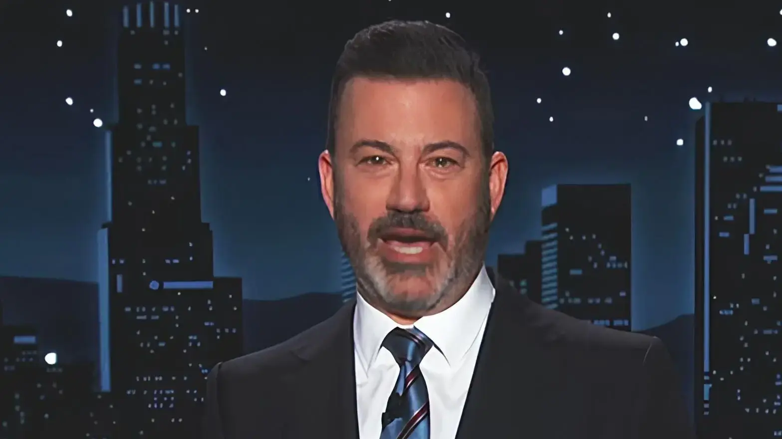 ג'ימי קימל דומע במונולוג אחרי זכיית דונלד טראמפ בבחירות לנשיאות 2024