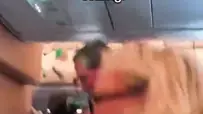 נוסעים הוטחו בתקרת המטוס עקב מערבולת אוויר