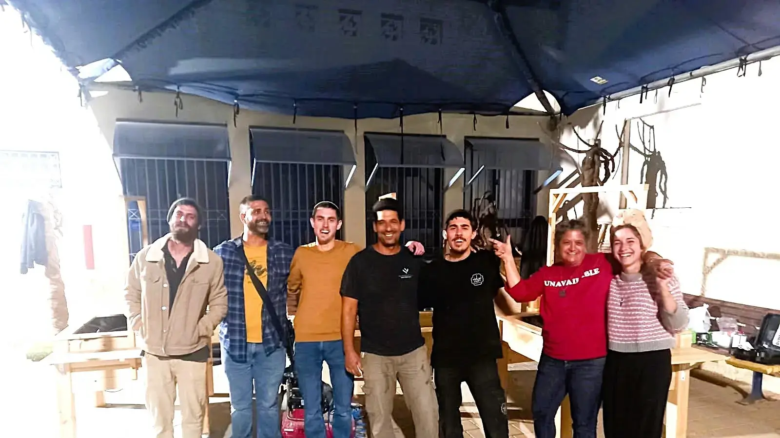 הסטודנטים מהמכללה הטכנולוגית למען בית הספר לחינוך מיוחד ״שחר״ בבאר שבע