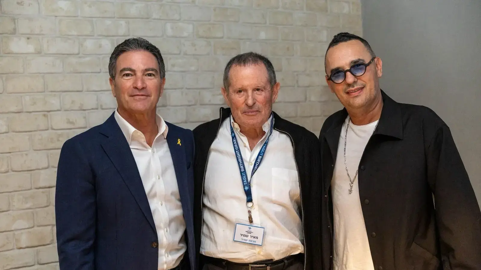 מימין - רוברט אנטוקול, מאיר שמיר, יוסי כהן