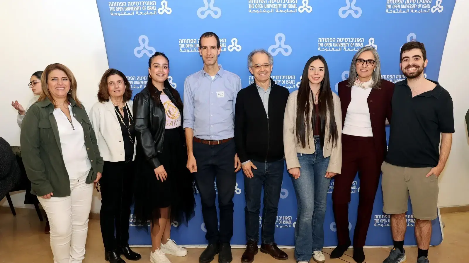 האוניברסיטה הפתוחה מעניקה מלגות לאנשי מילואים ומתנדבים האוניברסיטה הפתוחה מעניקה מלגות לאנשי מילואים ומתנדבים