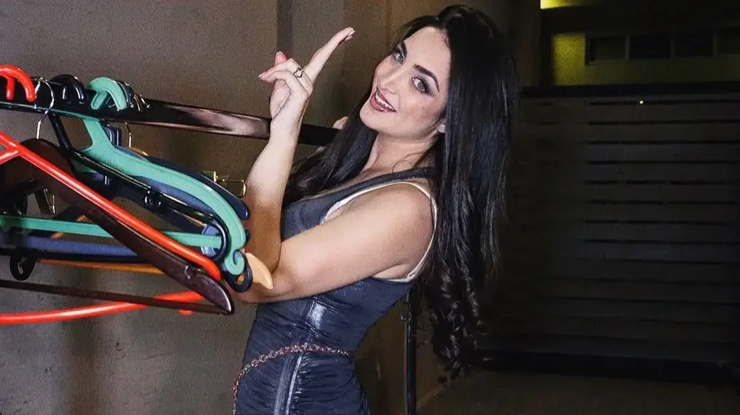 שיר הדס מאיר לובשת דיזל
