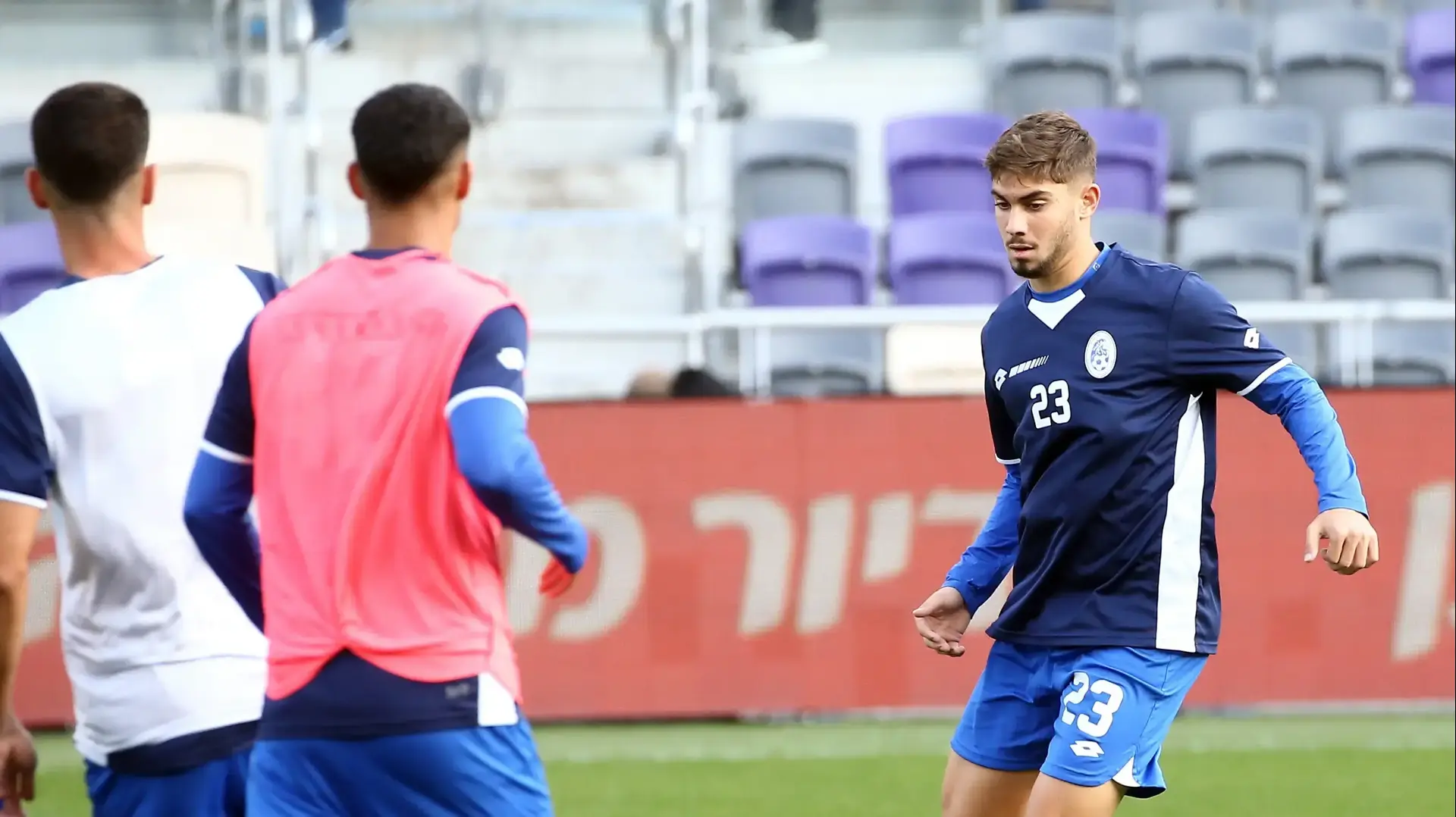 אורי עזו, שחקן הפועל ניר רמת השרון אורי עזו, שחקן הפועל ניר רמת השרון