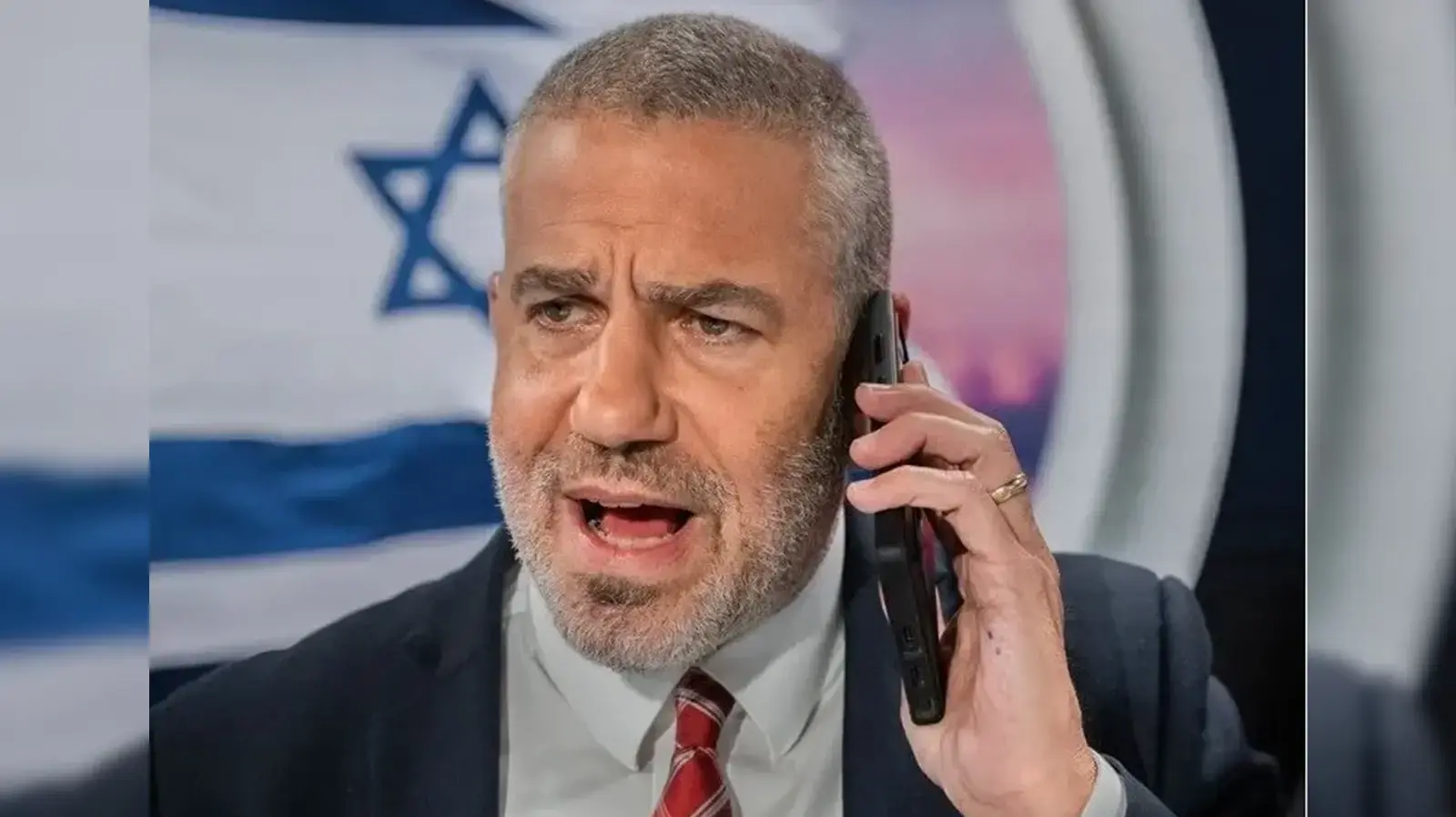 ינון מגל בניו יורקר