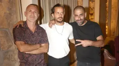 שלישיית "מה קשור" ציון ברוך, אסי ישראלוף ושלום מיכאלשווילי