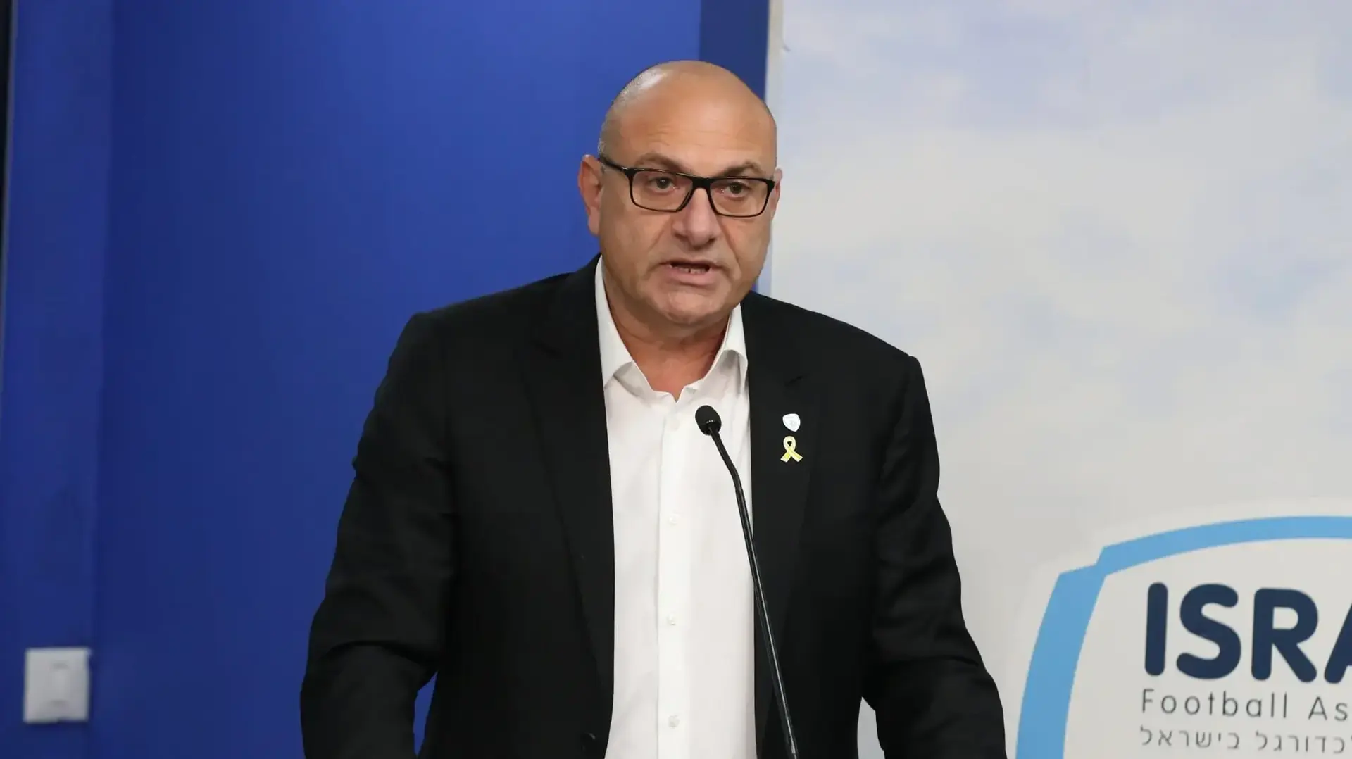 יו"ר ההתאחדות לכדורגל שינו זוארץ
