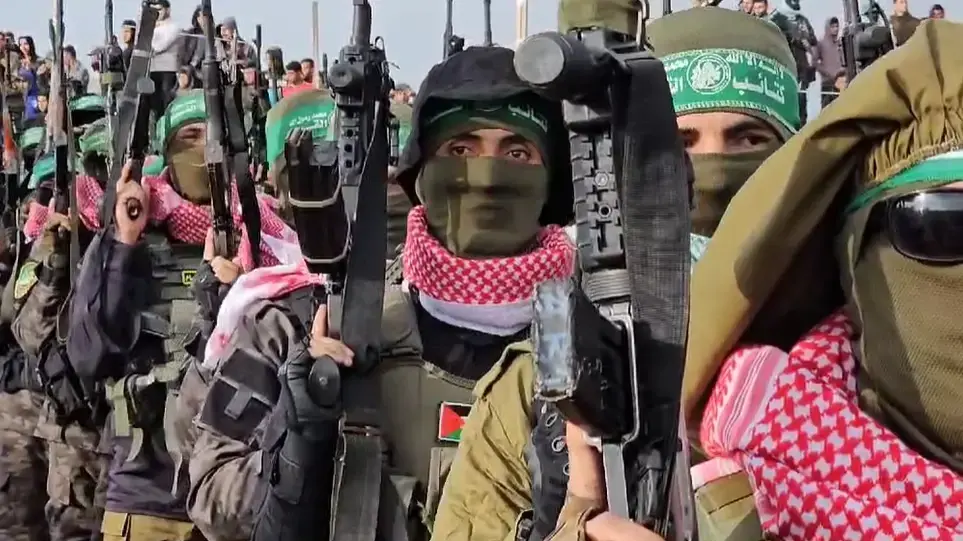 הכנות חמאס לקראת שחרור החללים החטופים משפחת ביבס ועודד ליפשיץ, 20 בפברואר 2025