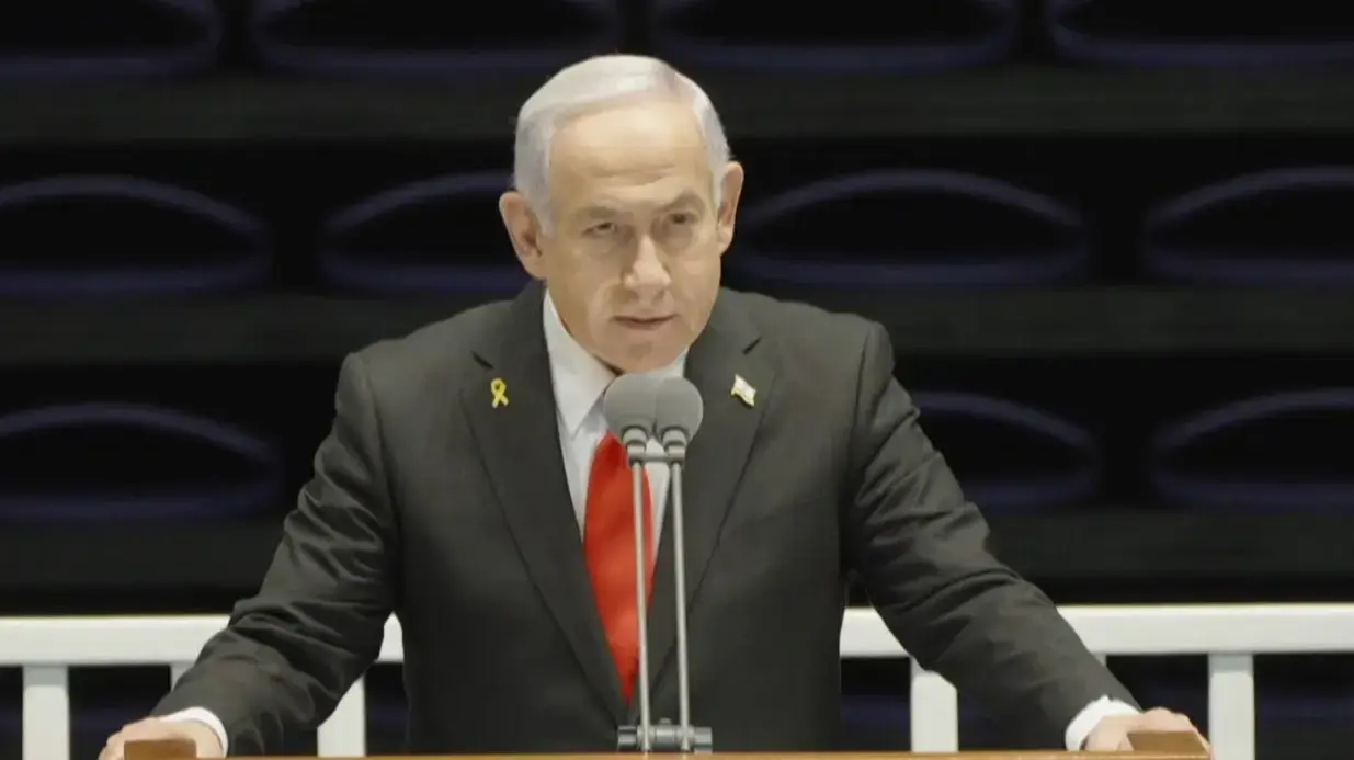 ראש הממשלה בנימין נתניהו בטקס סיום קורס קצינים קרביים מחזור 71 בהיכל “טוטו” בחולון , 23 בפברואר 2025