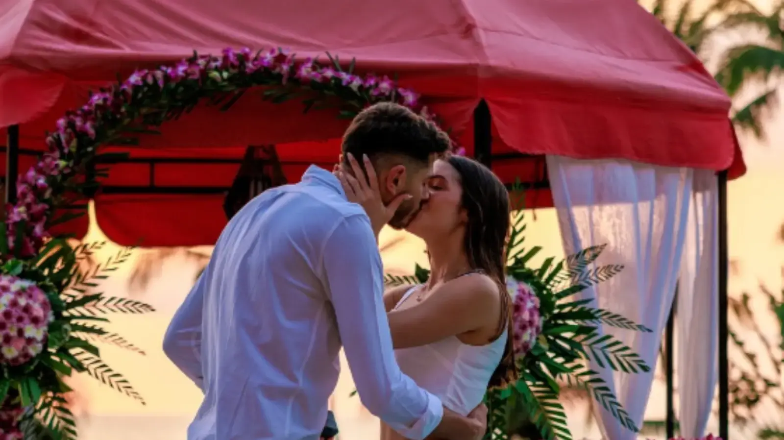 אבישג סמברג וארוסה נמרוד קרביצקי