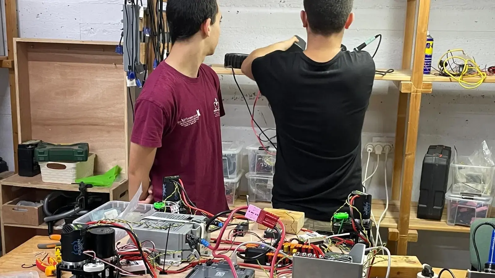 UCT רובוטיקה תומכת בקבוצה מעמק יזרעאל בדרך לתחרות בינלאומית