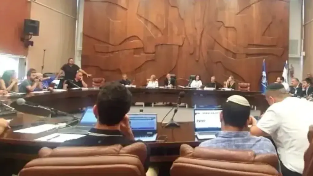 ישיבת מועצה באר שבע