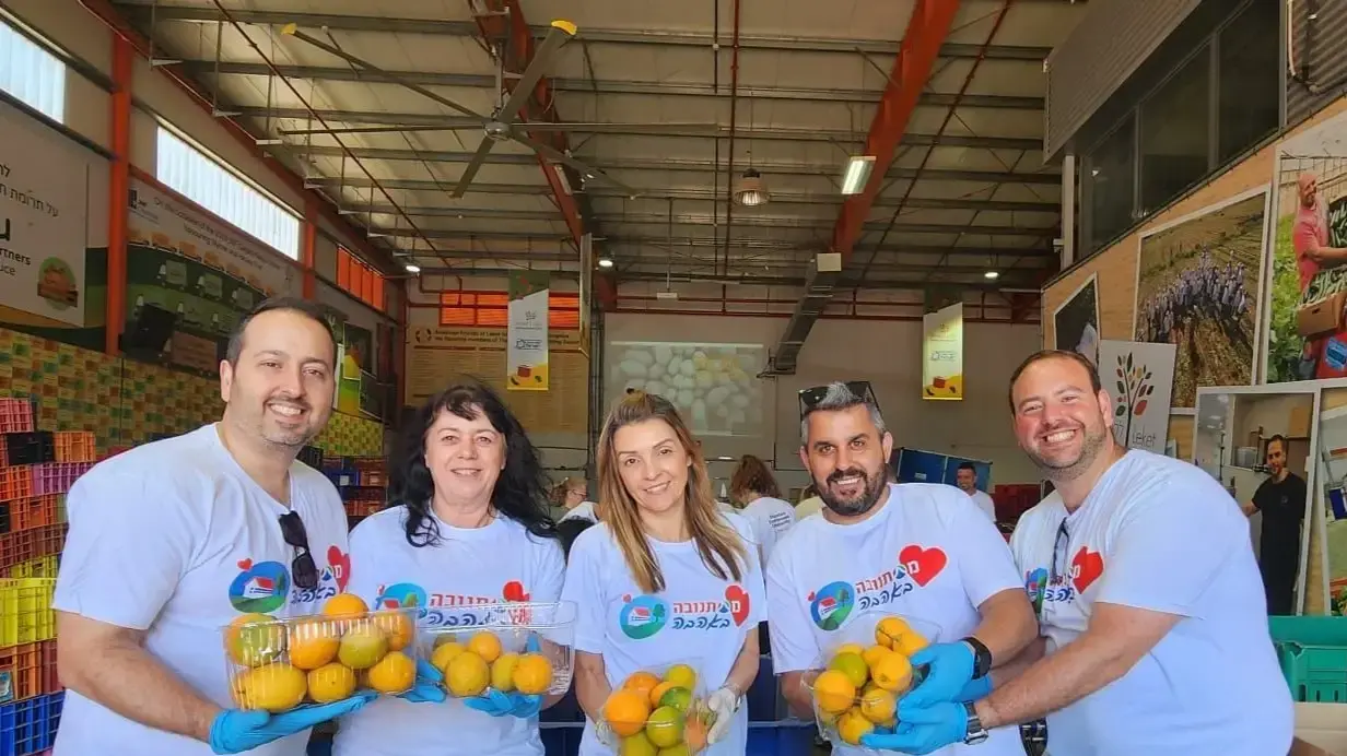 עובדי תנובה מתנדבים בענף החקלאות.