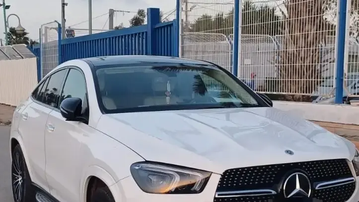 רכב המרצדס שנתפס במעבר מיתר
