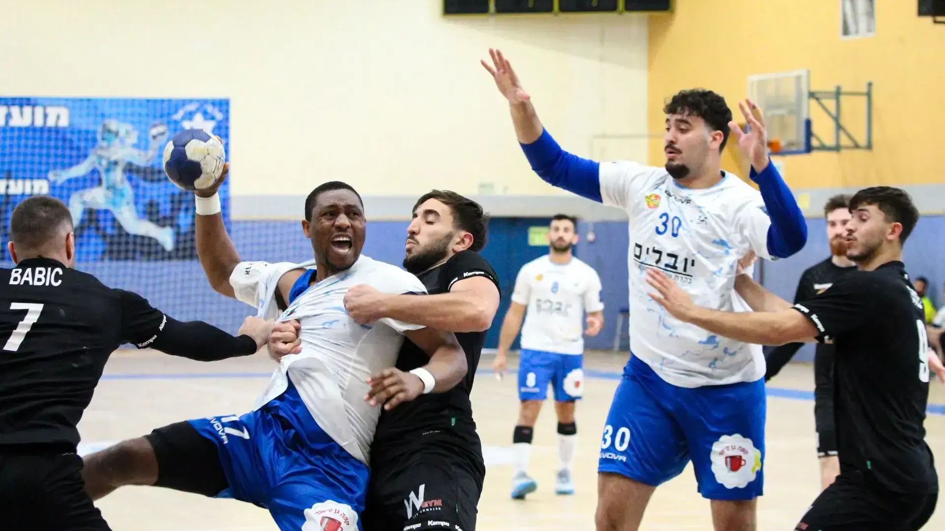 חולון נגד אשדוד כדוריד חולון נגד אשדוד כדוריד