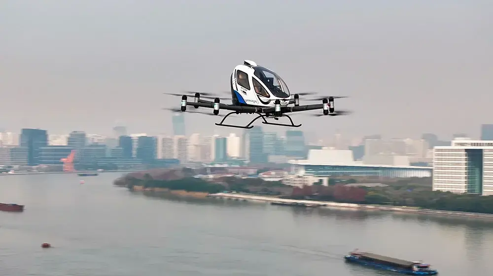 מכונית מעופפת Ehang 216S