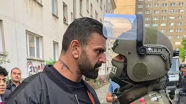 ויטוריו פירבזארי, מפתח הגוף הגרמני שהלך לעולמו
