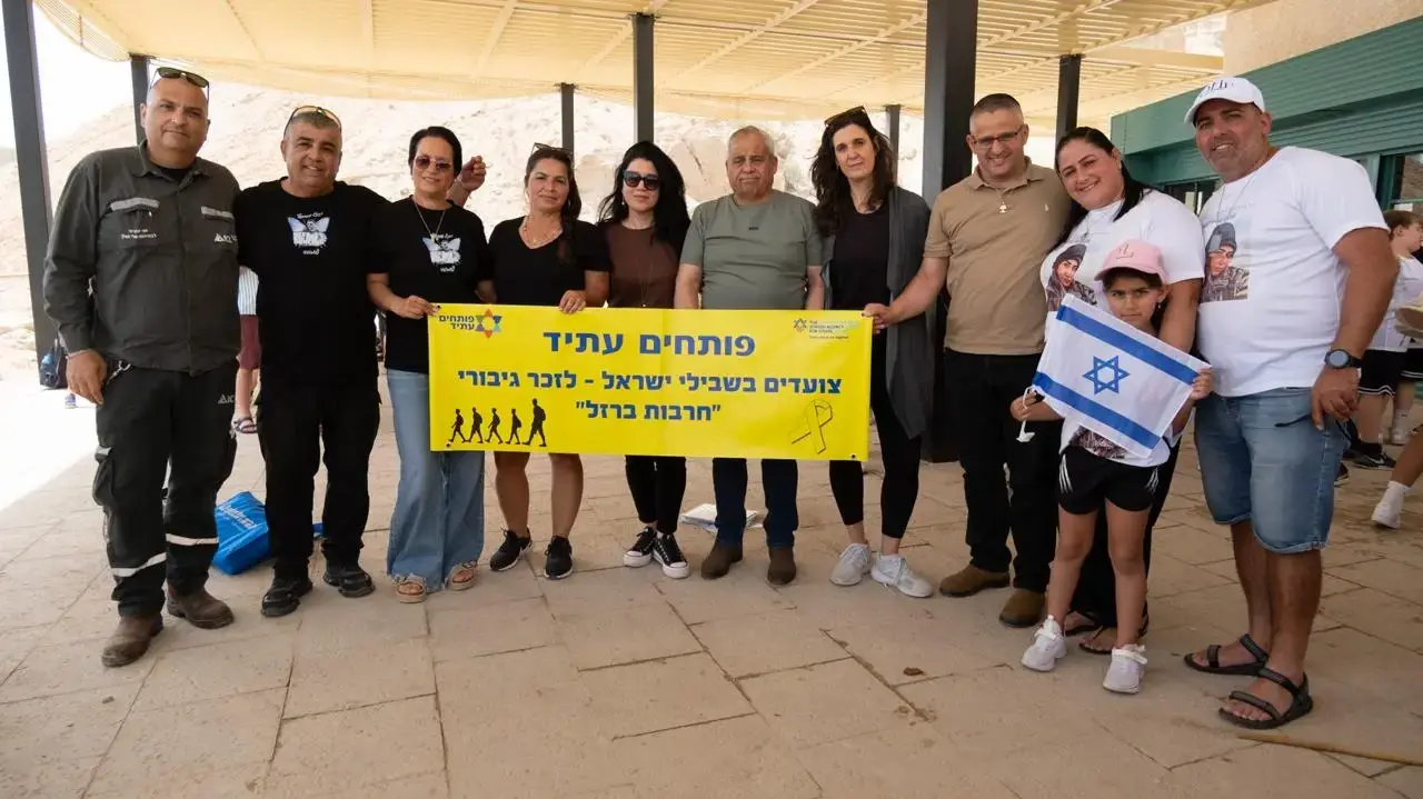 מנציחים את חללי מלחמת ׳חרבות ברזל׳ בשביל ישראל