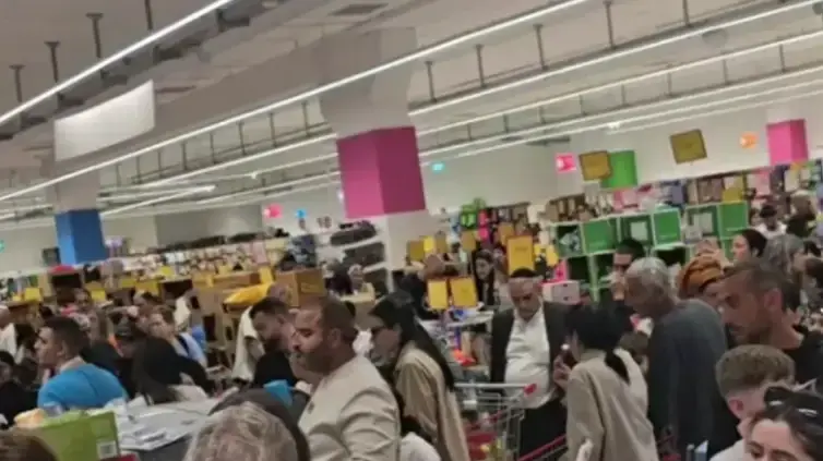 המונים הסתערו על סניף ג'מבו בבאר שבע