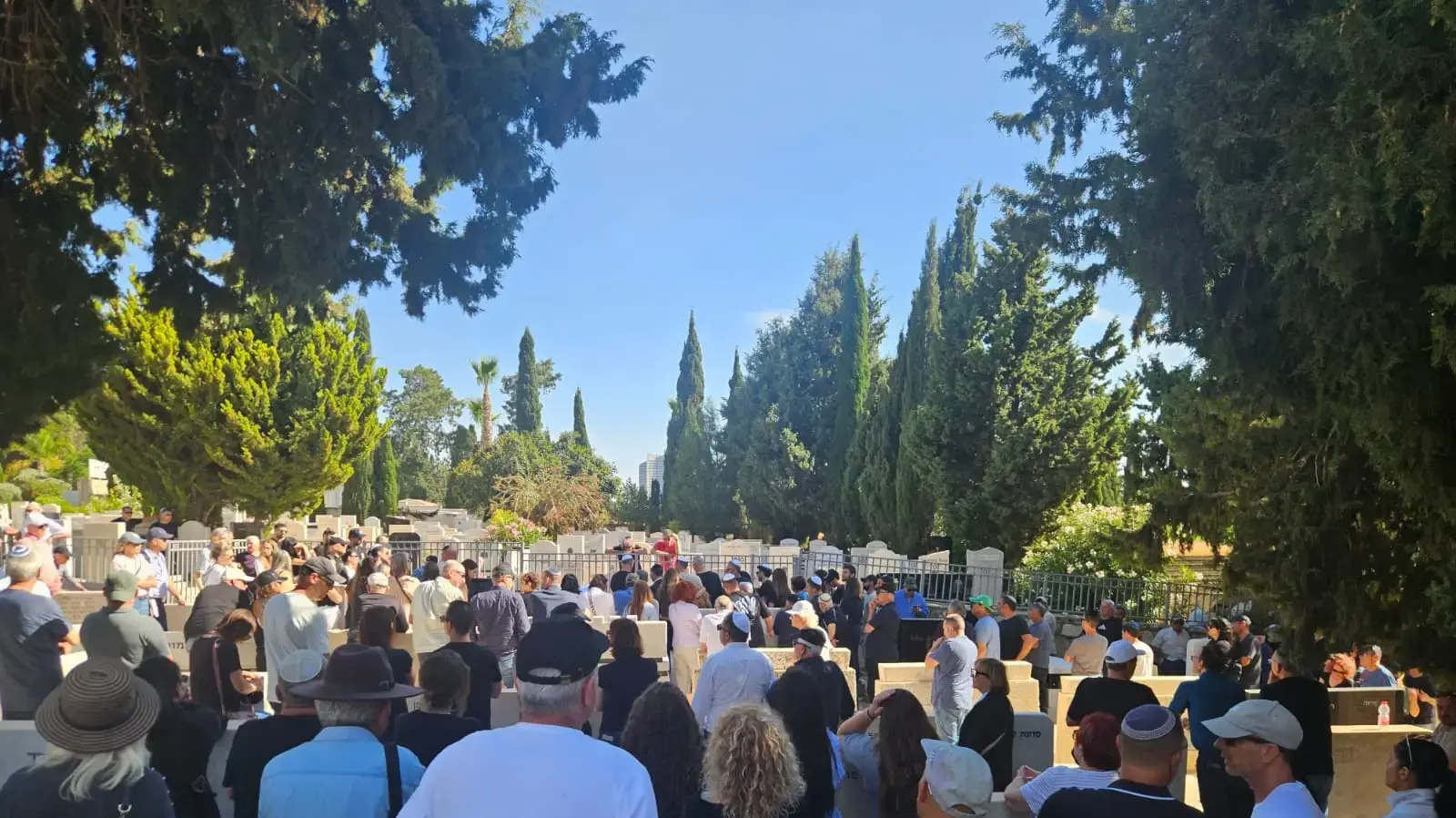 הלוויית כדורסלן העבר חיים בוכבינדר