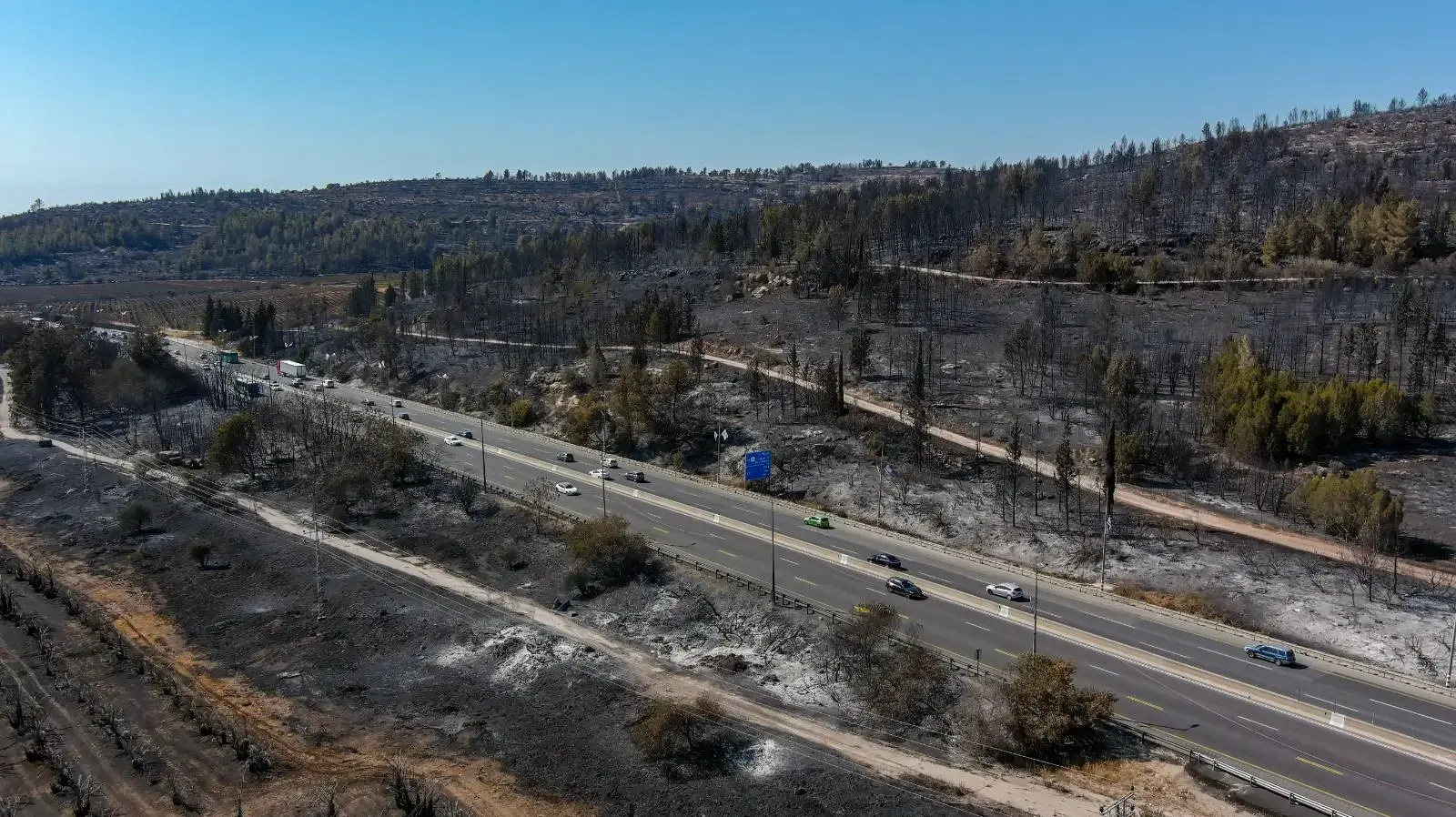 תיעוד הנזק שנגרם לאחר שתי שריפות  שפקדו את הרי ירושלים באזור פארק קנדה ואשתאול