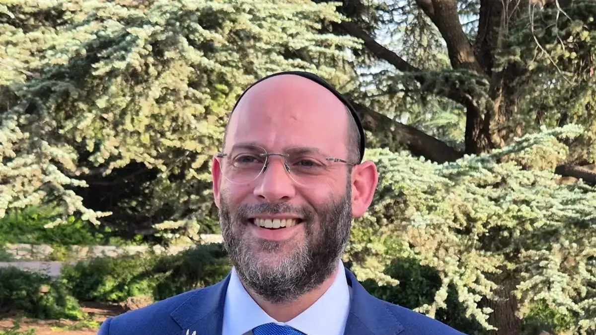 "איננו יכולים לאפשר מצב בו רופאים מחליפים את המקור המדעי בצ׳אט שעלול לספק תוצאות שגויות". יוסי ערבליך יו"ר "למענכם"