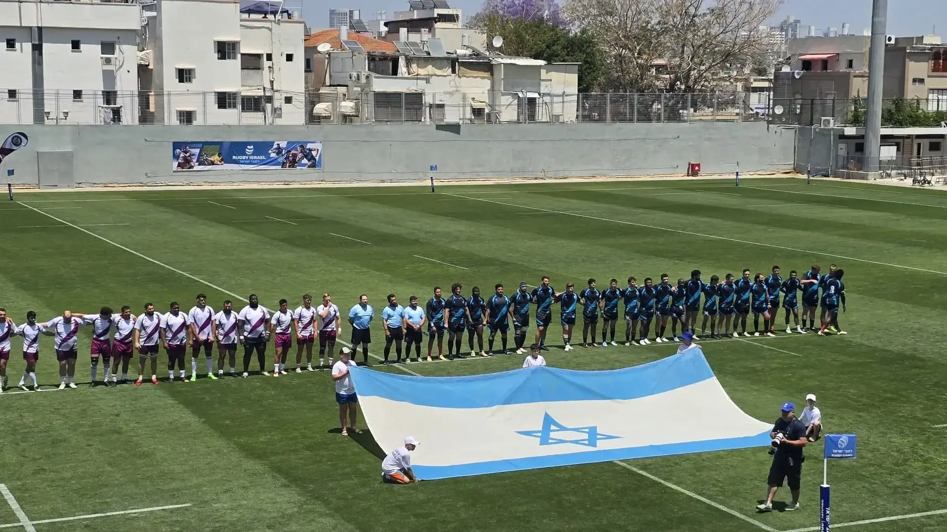 משחק רוגבי באצטדיון שכונת התקווה