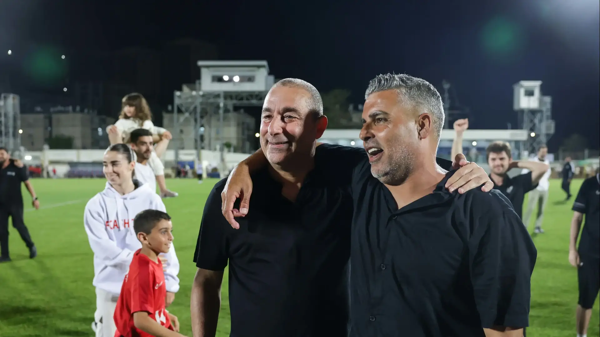 חיים סילבס מאמן מ.ס. אשדוד עם ג'קי בן זקן