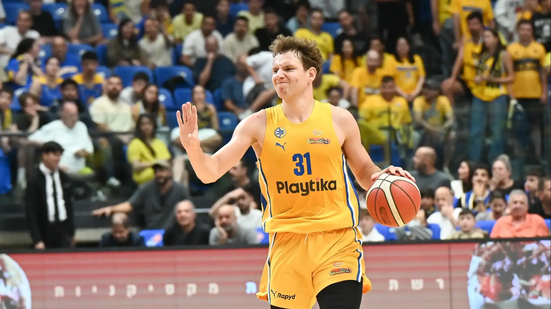 שחקן מכבי תל אביב רוקאס יוקובאיטיס