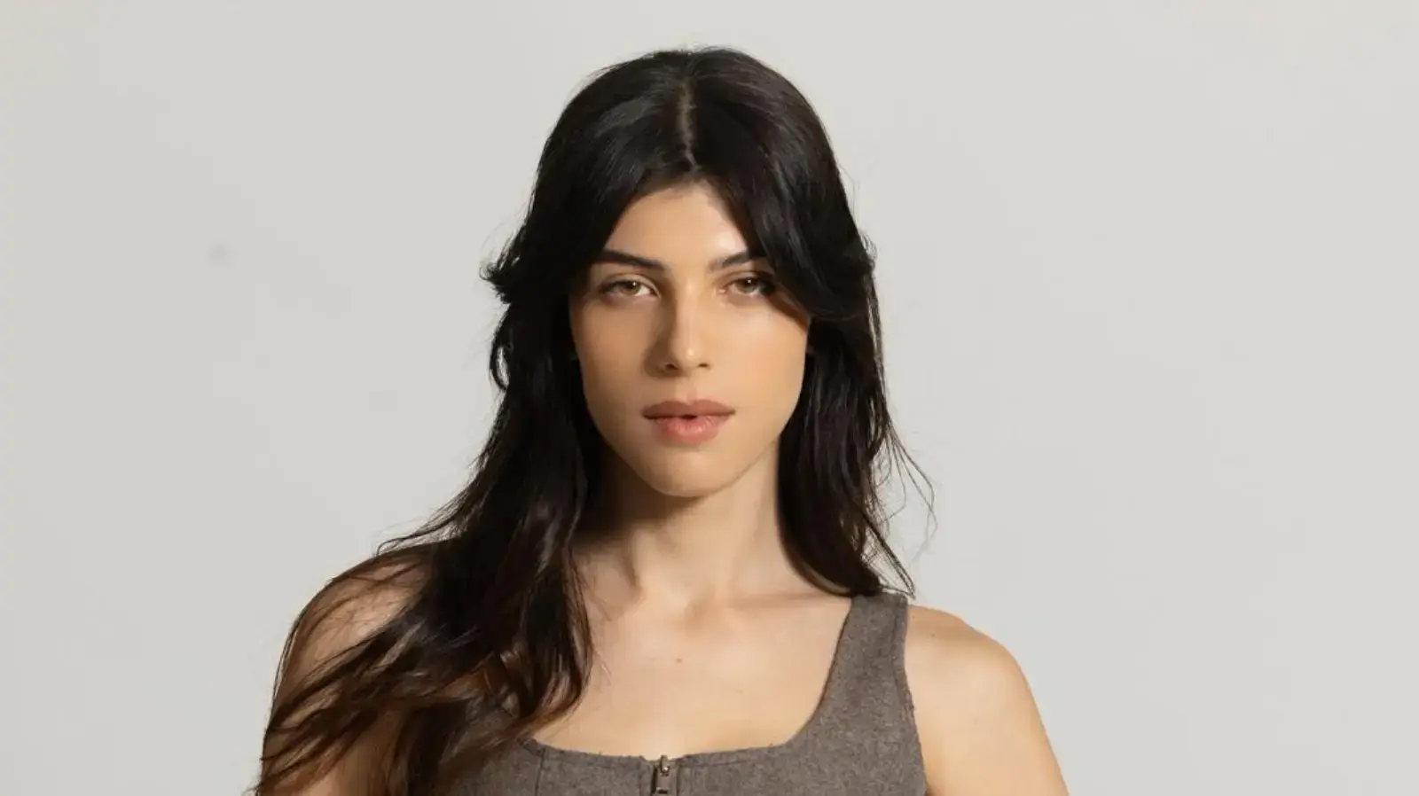 אלאיה הוף