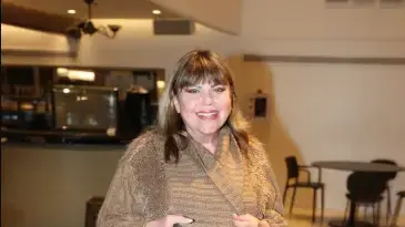 אודטה שוורץ, פרימיירת ההצגה ״הלווייתן״ בתיאטרון הקאמרי