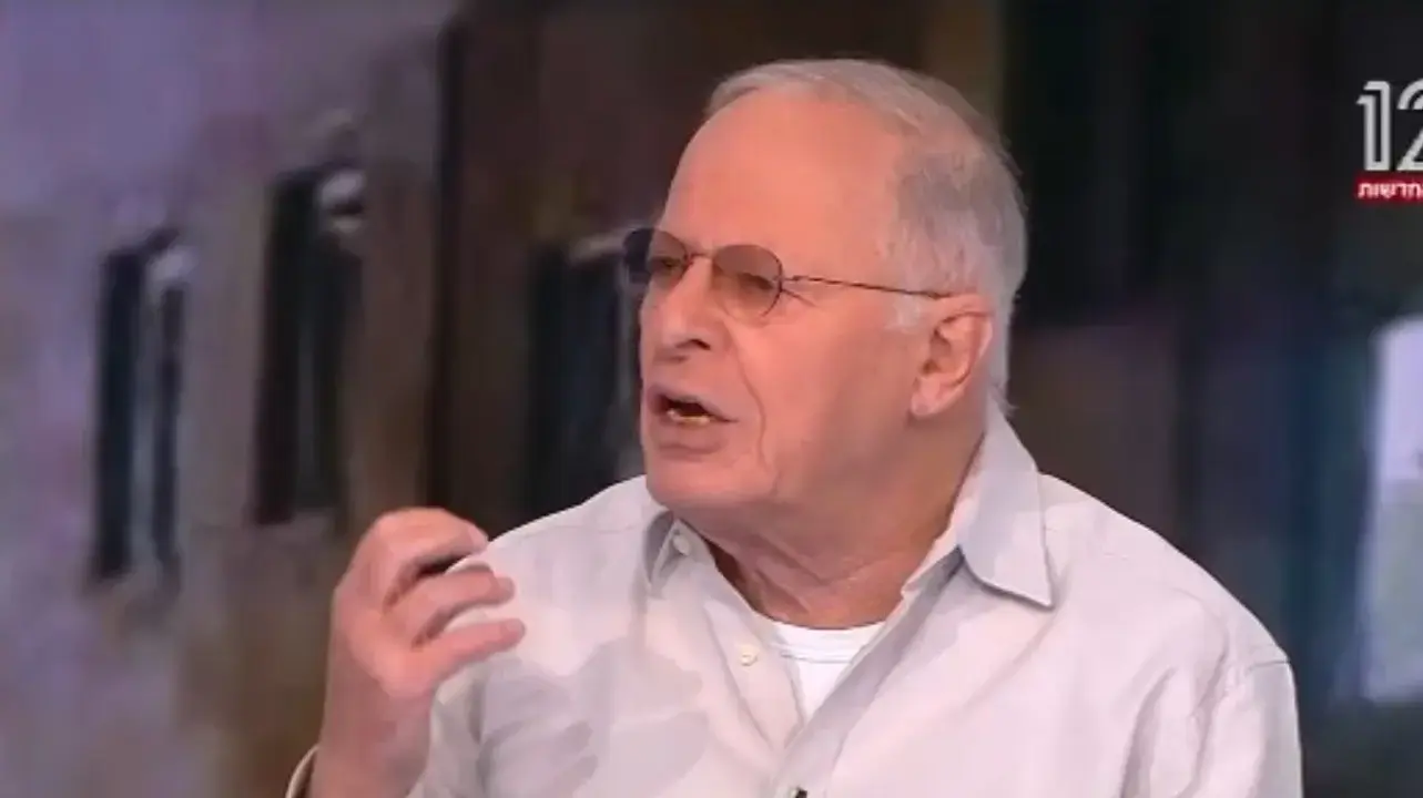 אהוד יערי מספר שהאיראנים פרצו לו למחשב