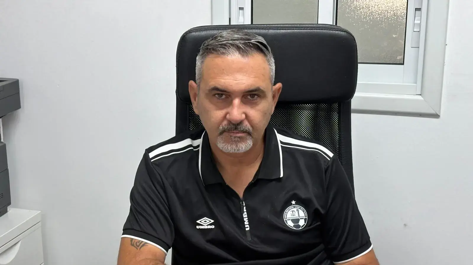 תומר בן עזרי