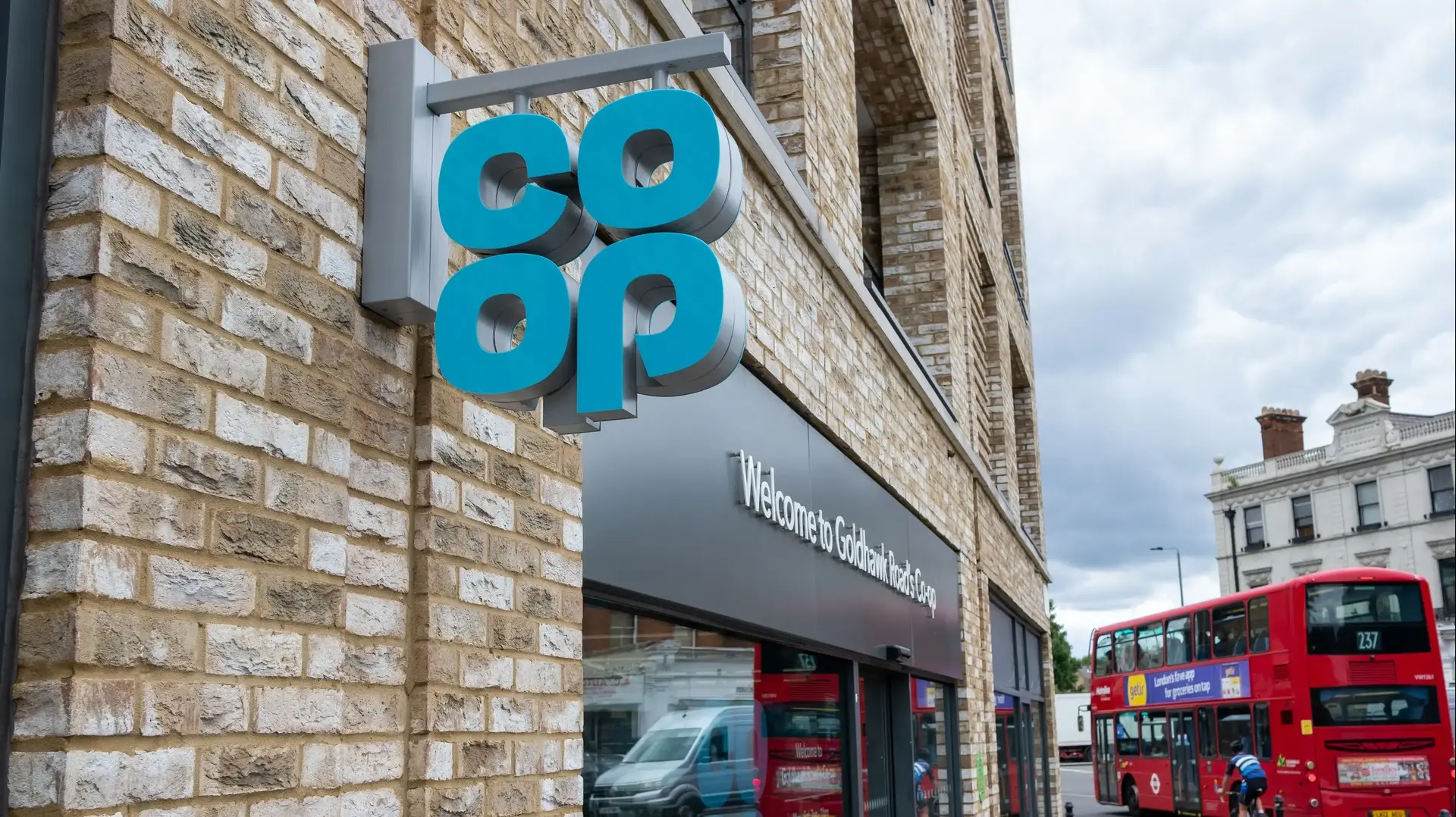 רשת הסופרים CO OP