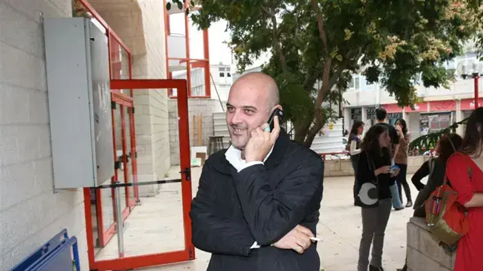דורון צברי דורון צברי