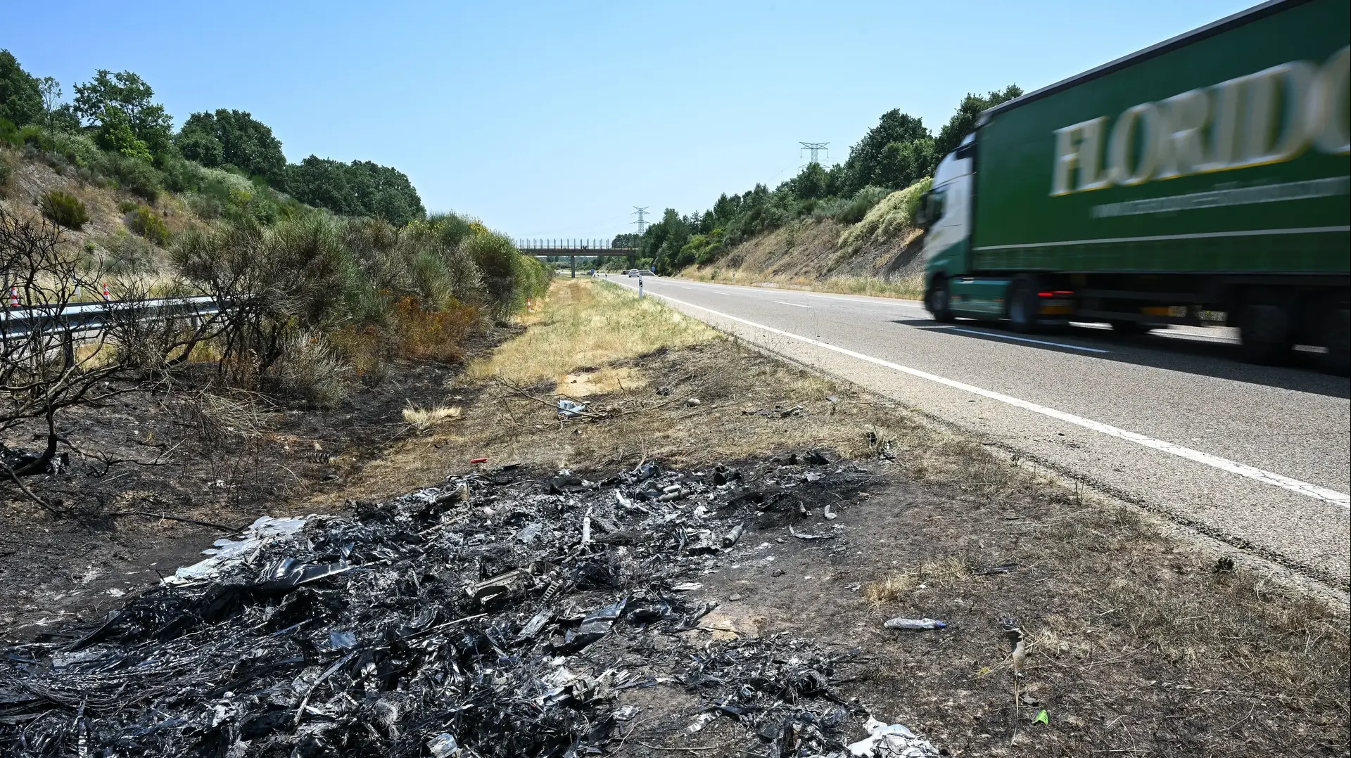 זירת התאונה שבה נהרגו דיוגו ז'וטה ואחיו אנדרה זירת התאונה שבה נהרגו דיוגו ז'וטה ואחיו אנדרה
